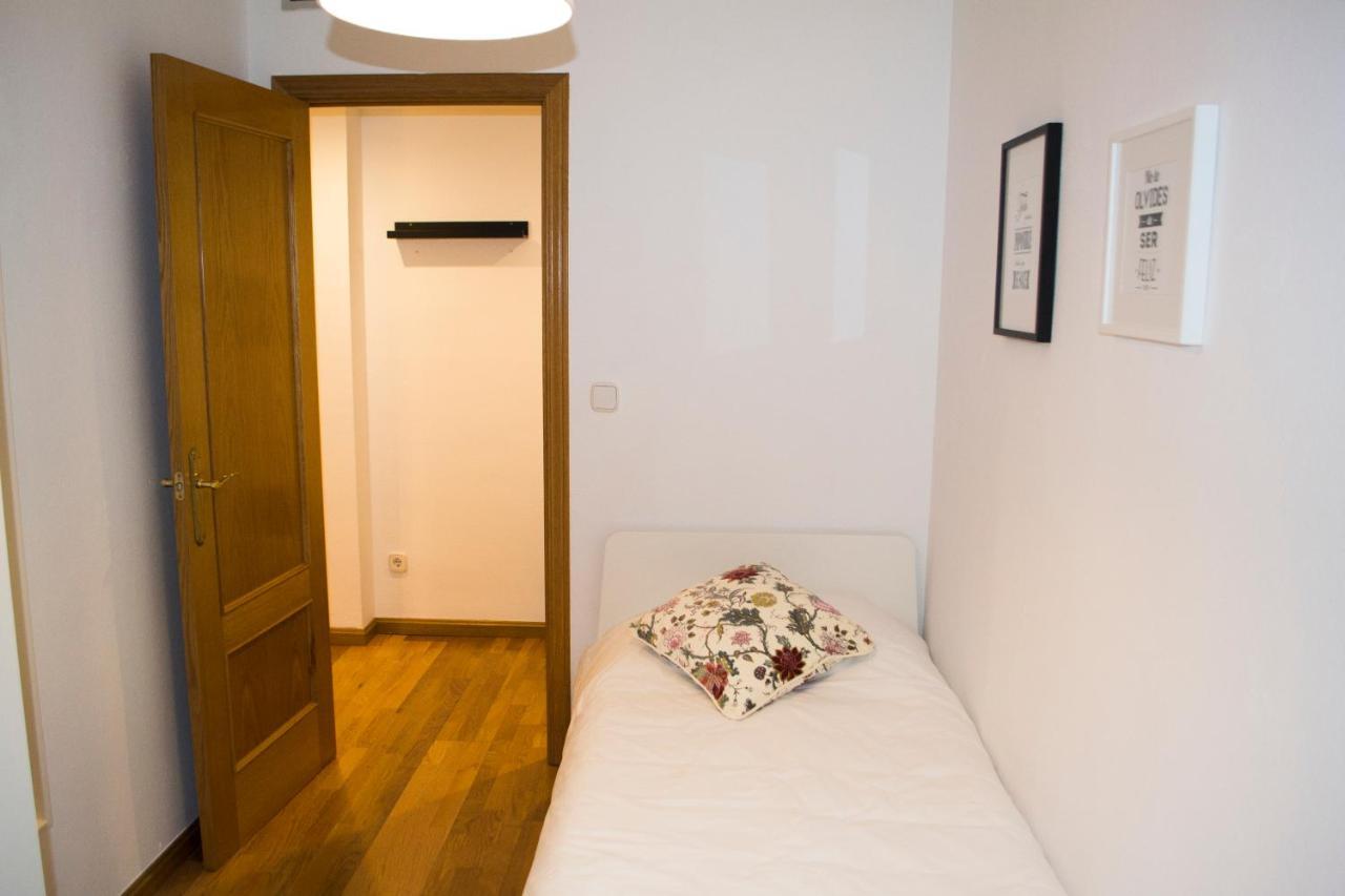Apartamenticos Torrenueva I Saragosse Extérieur photo