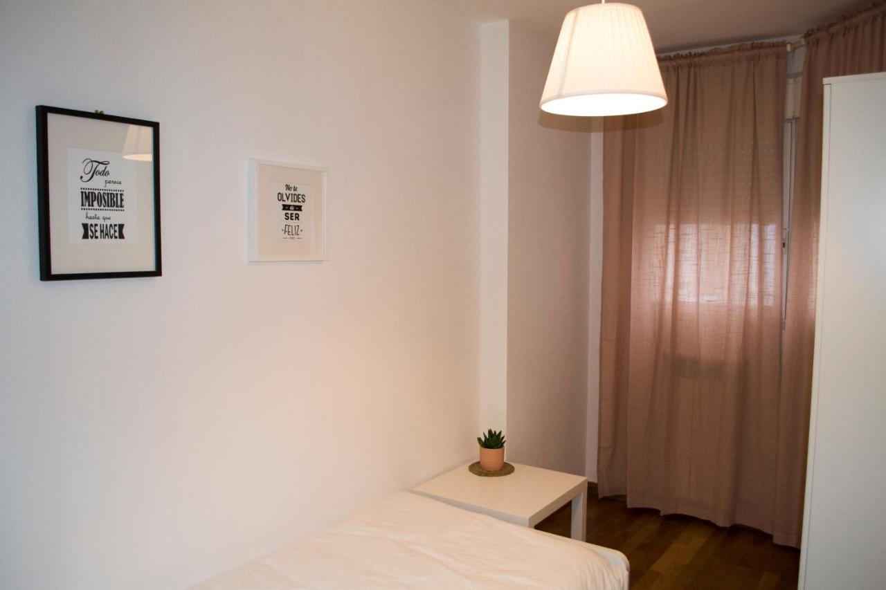 Apartamenticos Torrenueva I Saragosse Extérieur photo
